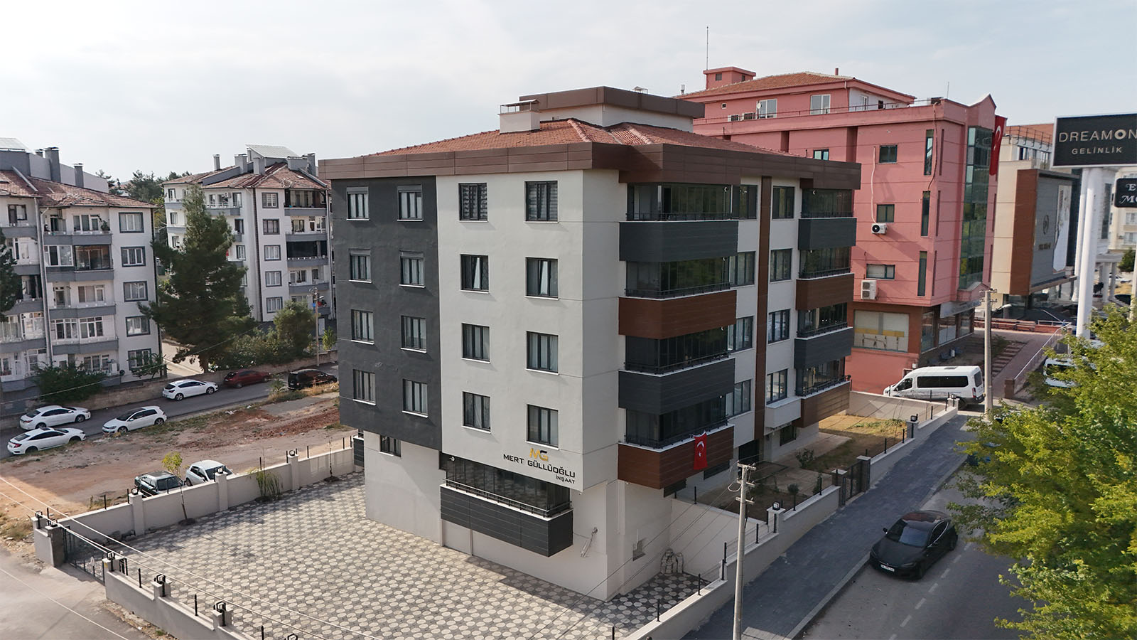 Tugay Apartmanı